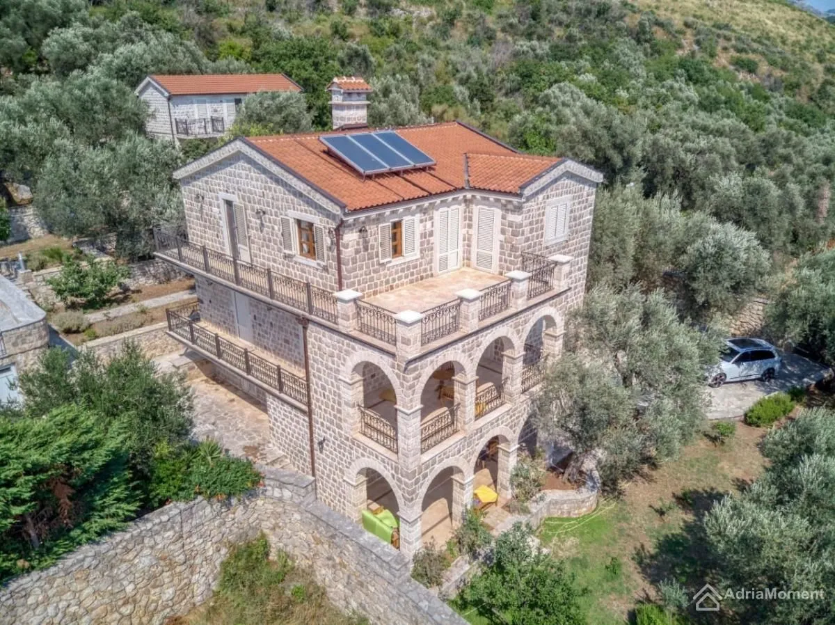 Sale, house, 500m², Reževići, Budva