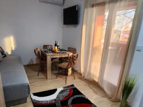 Rent, one bedroom apartment, 55m², Šušanj, Bar - image 6