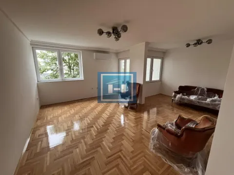 Izdavanje, dvosoban stan, 64m², Centar, Paraćin - image 1