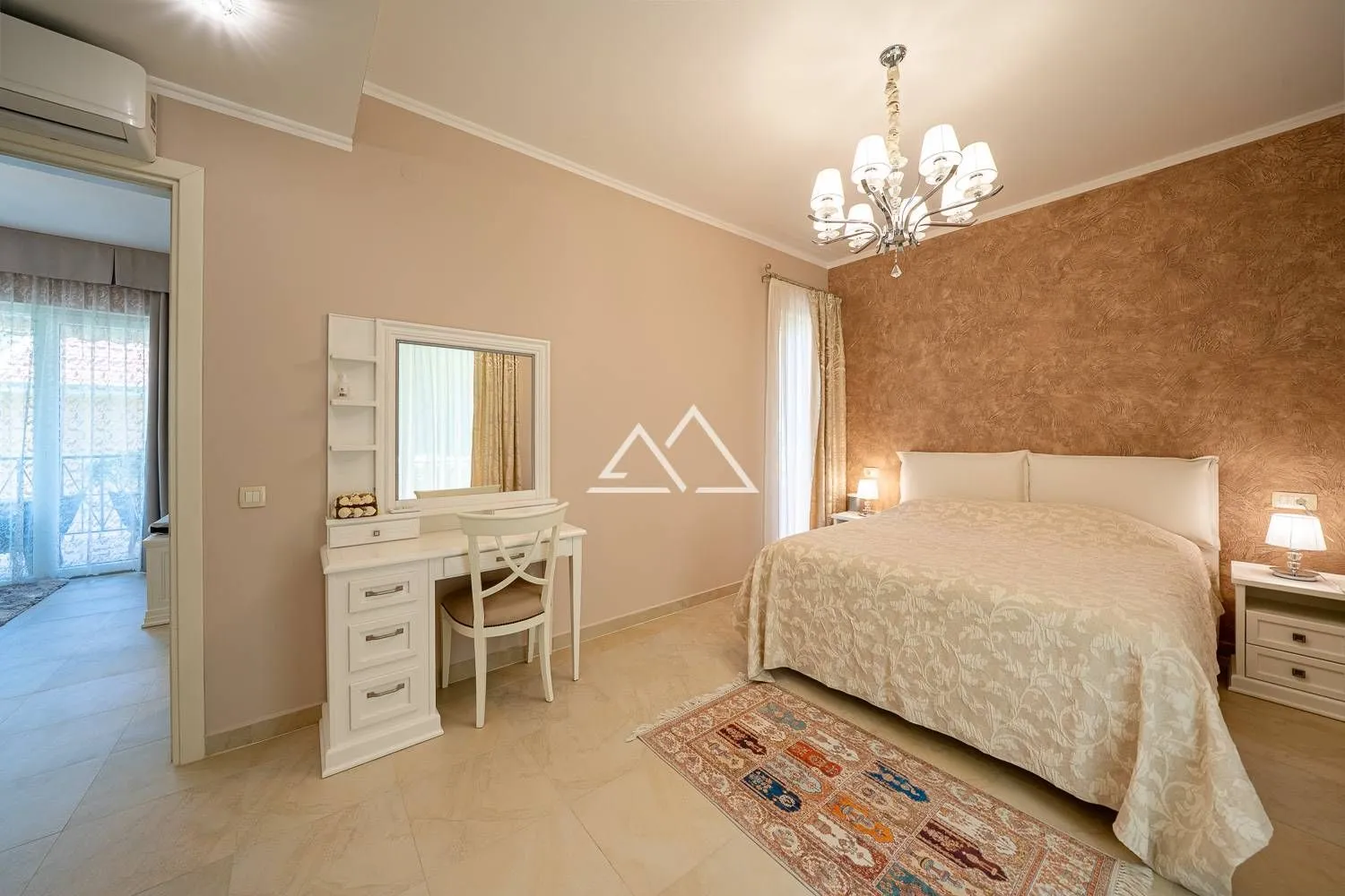 Prodaja, trosoban stan, 129m², Orahovac, Kotor