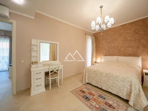 Prodaja, trosoban stan, 129m², Orahovac, Kotor - image 16
