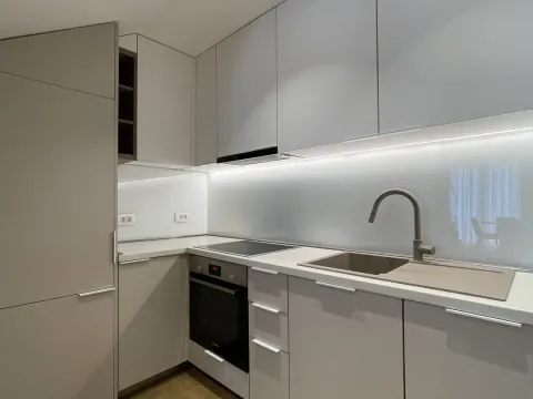 Prodaja, jednosoban stan, 85m², Podkošljun, Budva - image 3