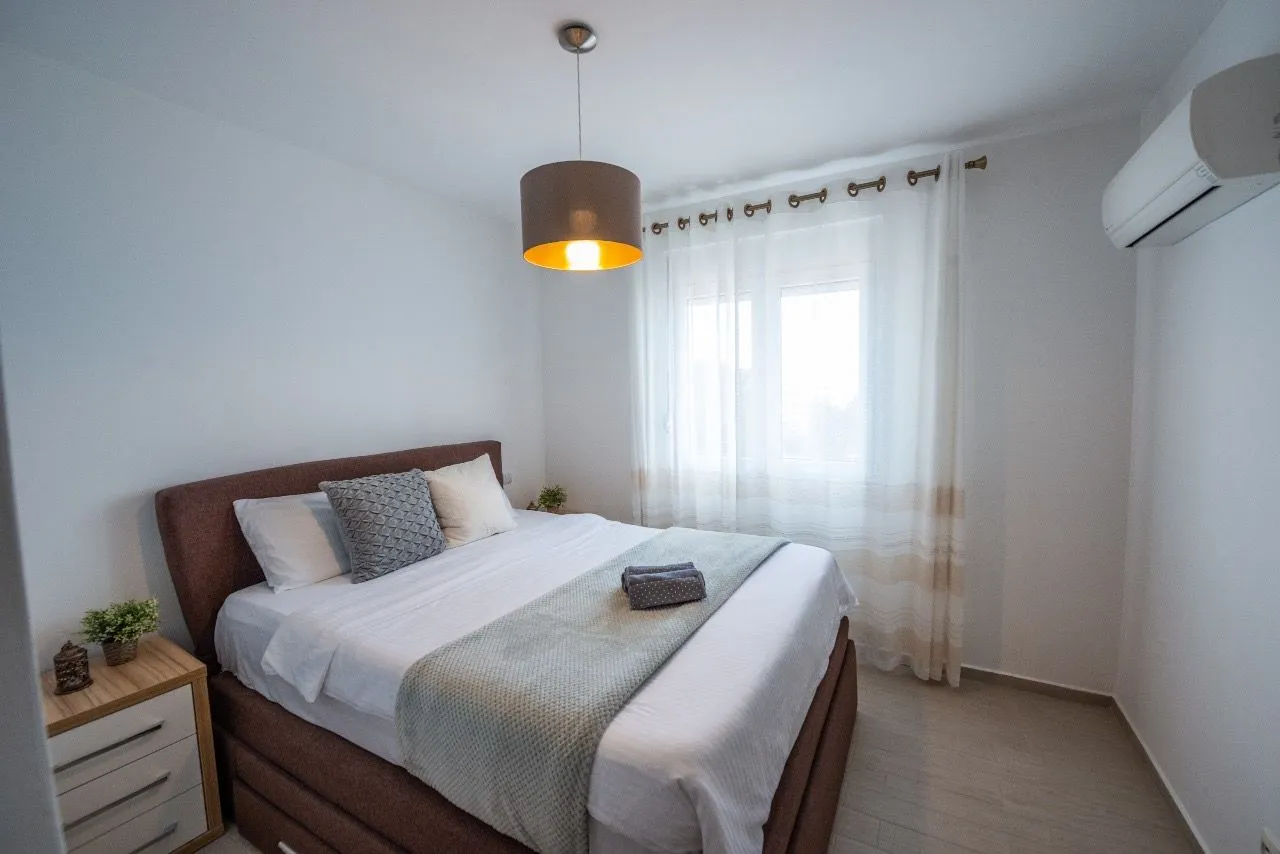 Prodaja, jednosoban stan, 55m², Pinješ, Ulcinj