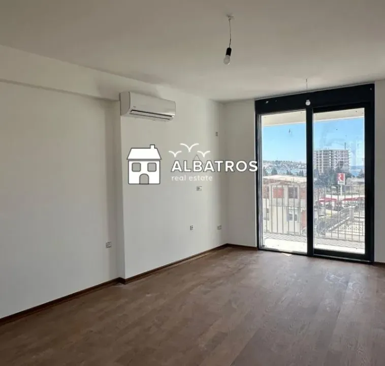 Prodaja, jednosoban stan, 44m², Ilino, Bar