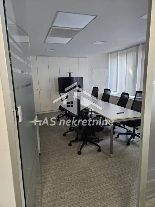Rent, office space, 300m², Stari Grad, Beograd
