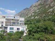 Rent, two bedroom apartment, 81m², Dobrota, Kotor - image 6