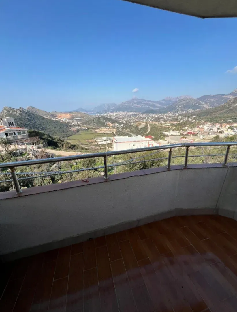 Rent, house, 168m², Bar, Crna Gora