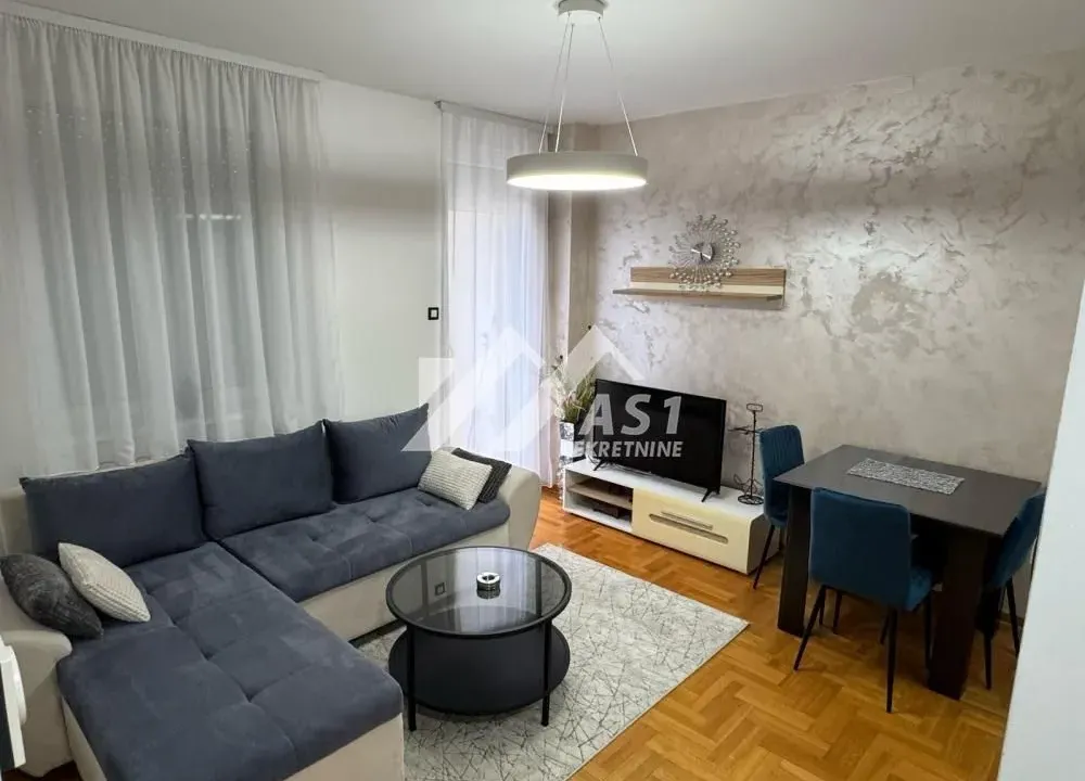 Izdavanje, jednosoban stan, 34m², Podbara, Novi Sad Sve Podlokacije