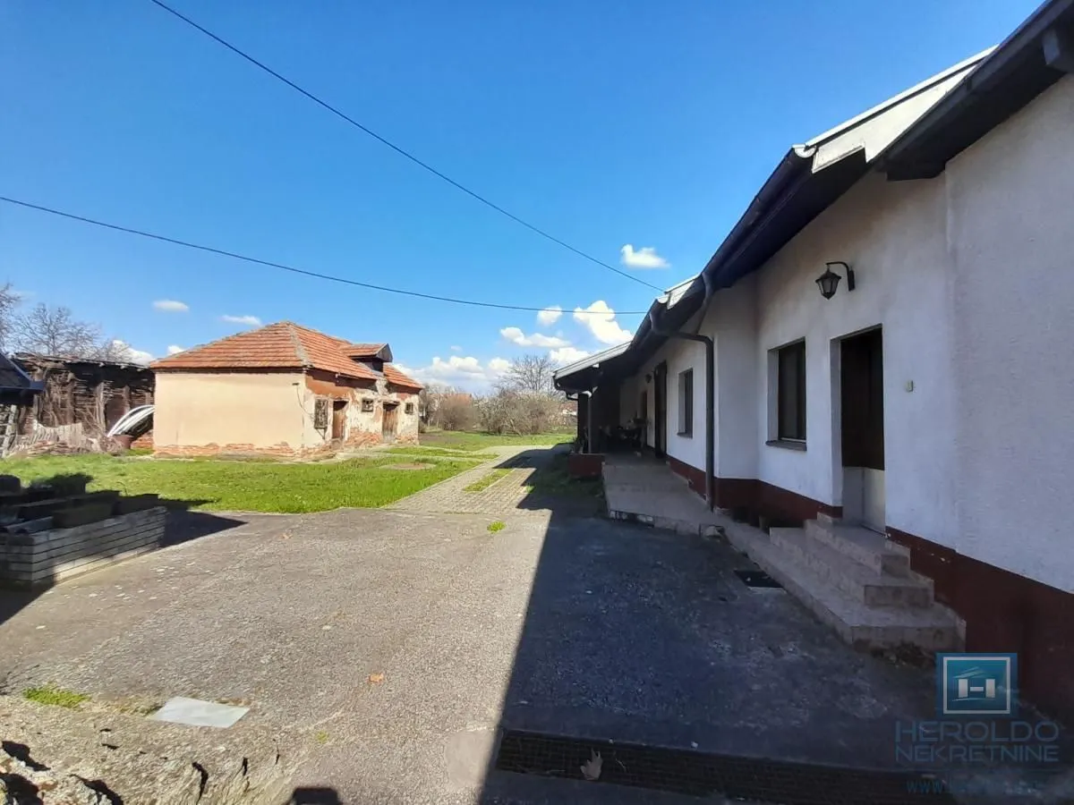 Sale, house, 200m², Centar, Ćuprija