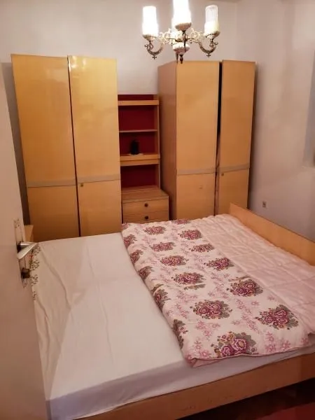 Prodaja, kuća, 180m², Bar, Crna Gora