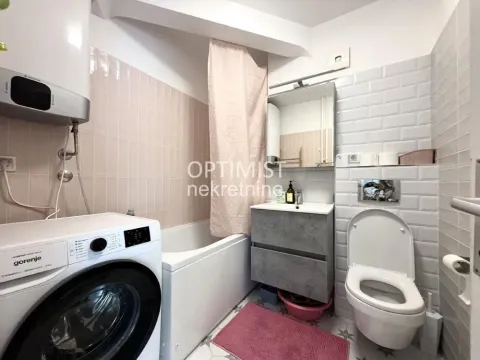 Izdavanje, dvosoban stan, 46m², Stari Grad, Beograd - image 12