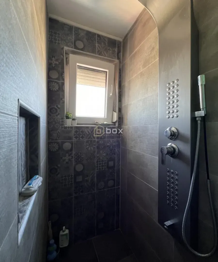 Prodaja, trosoban stan, 91m², Medijana, Niš