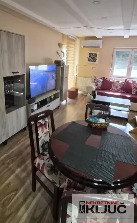 Sale, two bedroom apartment, 52m², Centar, Novi Sad