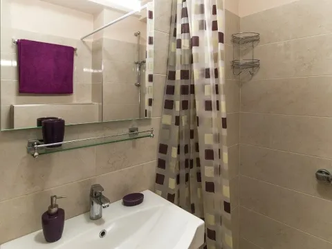 Prodaja, jednosoban stan, 56m², Budva, Crna Gora - image 12