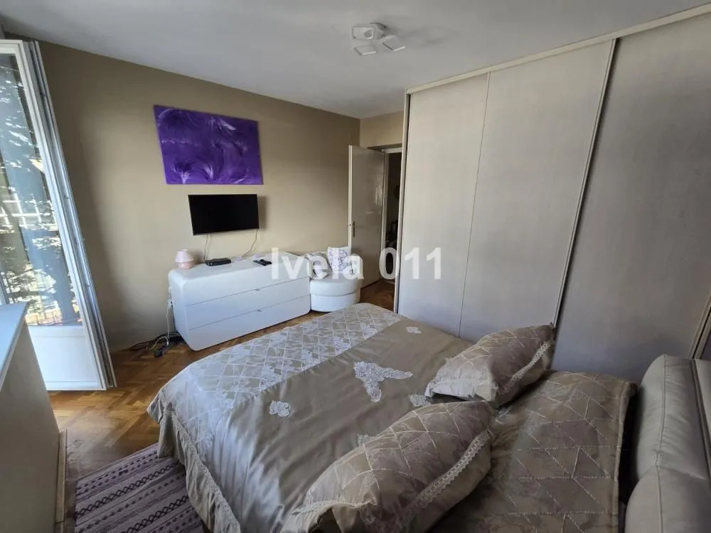 Sale, three bedroom apartment, 100m², Vračar Sve Podlokacije, Beograd