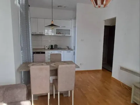 Rent, one bedroom apartment, 42m², City Kvart, Podgorica - image 2