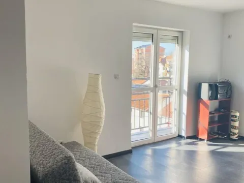 Prodaja, dvosoban stan, 60m², Kluz, Zvezdara Sve Podlokacije - image 8