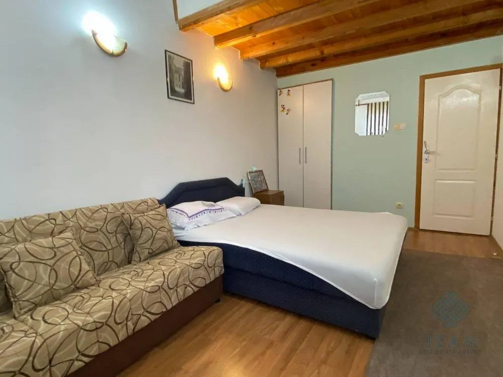 Rent, apartment, 74m², Centar, Bar