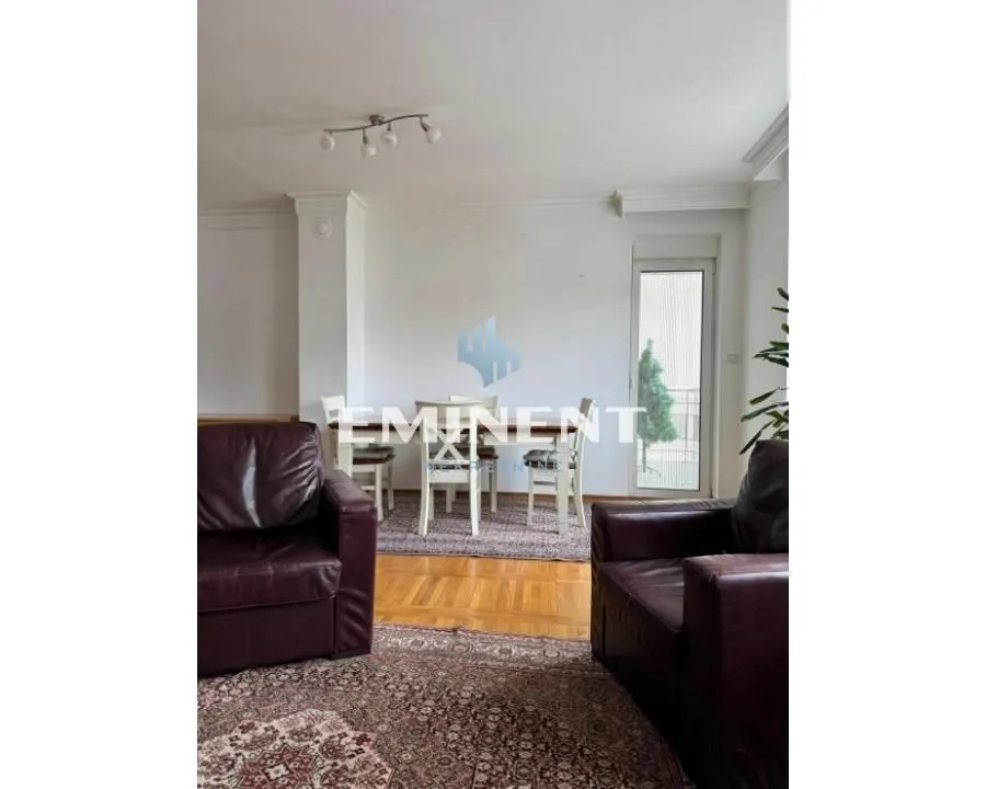 Rent, three bedroom apartment, 90m², Crveni Krst, Beograd
