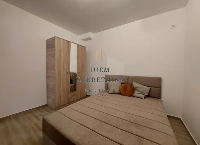 Izdavanje, jednosoban stan, 47m², Igalo, Herceg Novi