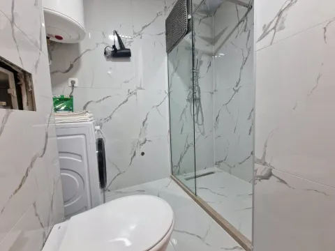 Izdavanje, jednosoban stan, 46m², Bečići, Budva - image 15