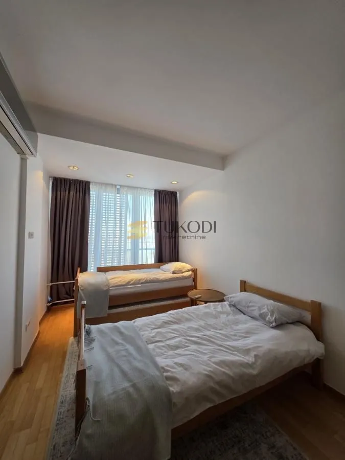 Rent, three bedroom apartment, 85m², Stari Grad, Beograd