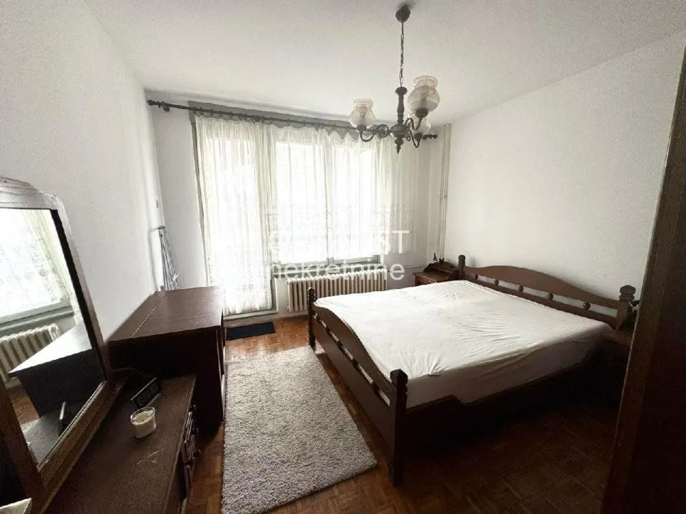 Rent, two bedroom apartment, 60m², Retenzija, Beograd