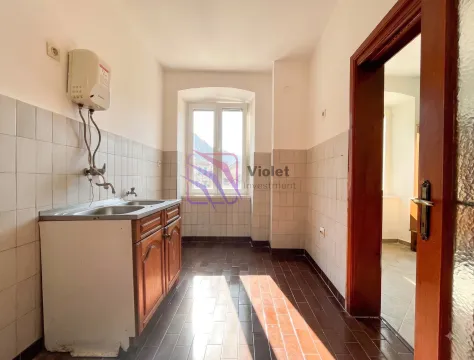 Prodaja, dvosoban stan, 84m², Stari Grad Kotor, Kotor - image 4