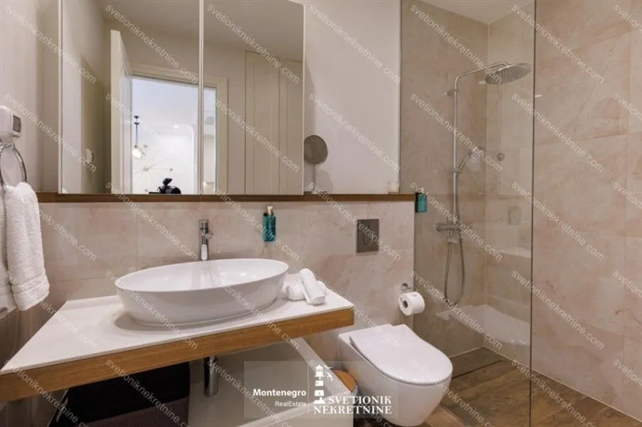Prodaja, dvosoban stan, 50m², Luštica Bay, Tivat
