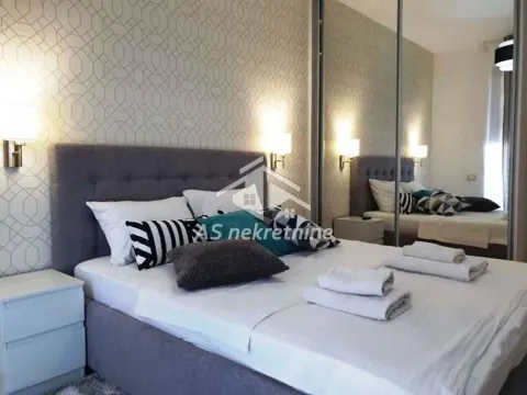 Izdavanje, trosoban stan, 72m², Novi Beograd Blok 67, Novi Beograd Sve Podlokacije - image 22