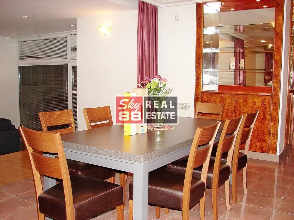Rent, house, 450m², Savski Venac, Beograd