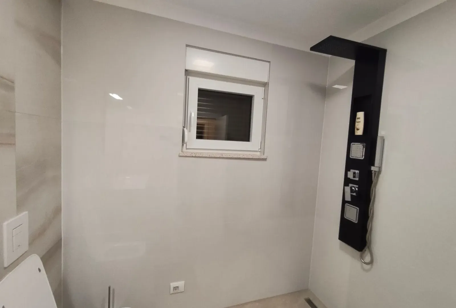 Prodaja, kuća, 292m², Tršić, Loznica