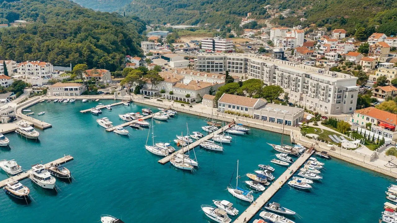 Sale, two bedroom apartment, 100m², Kotor, Crna Gora