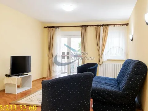 Prodaja, dvosoban stan, 72m², Centar, Inđija - image 3