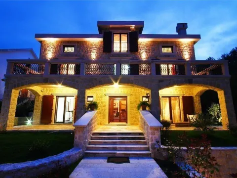 Sale, house, 497m², Prčanj, Kotor - image 9