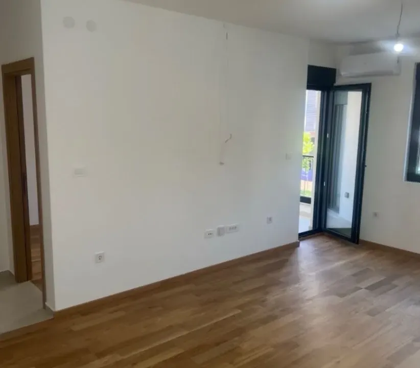 Rent, two bedroom apartment, 53m², City Kvart, Podgorica