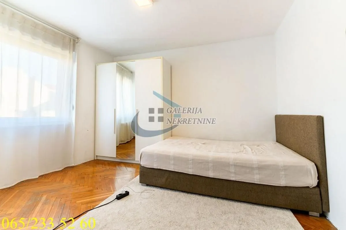 Prodaja, trosoban stan, 68m², Stari Grad, Beograd