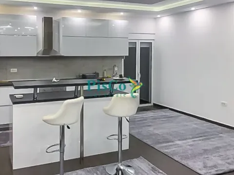 Prodaja, kuća, 200m², Donja Gorica, Podgorica - image 8