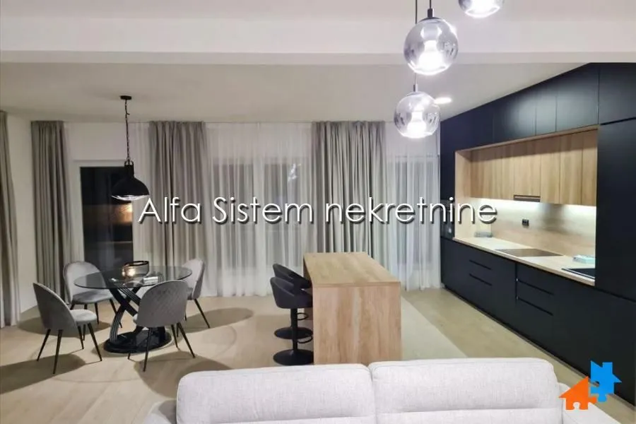 Rent, four bedroom apartment, 160m², Savski Venac, Beograd
