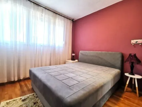 Izdavanje, stan, 105m², Blok 5, Podgorica - image 12