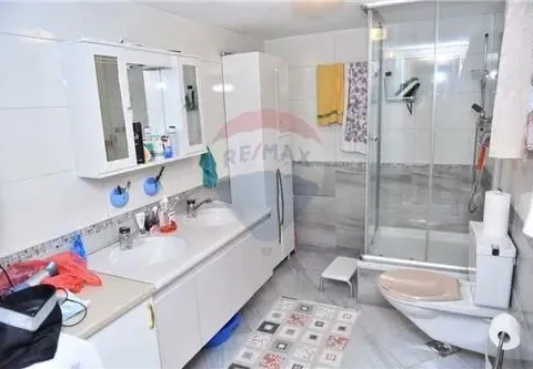 Prodaja, kuća, 696m², Zlatica, Podgorica - image 45