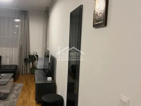 Izdavanje, trosoban stan, 67m², Uciteljsko Naselje, Zvezdara Sve Podlokacije - image 3