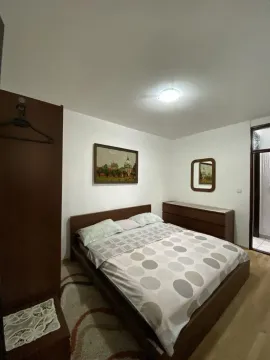 Izdavanje, dvosoban stan, 80m², Stari Aerodrom, Podgorica - image 19