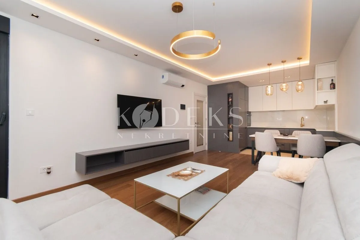 Rent, two bedroom apartment, 72m², City Kvart, Podgorica
