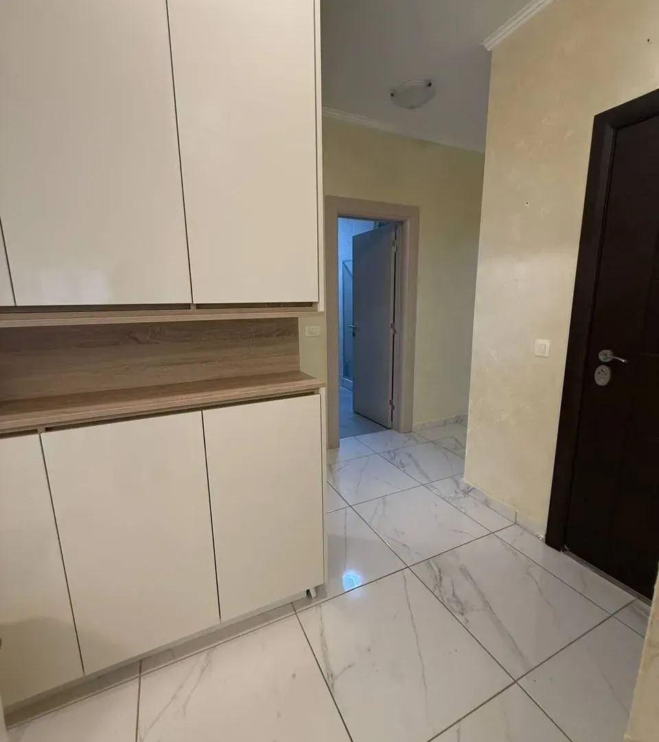 Prodaja, garsonjera, 68m², Dubovica, Budva