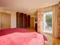 Sale, house, 200m², Budva, Crna Gora - image 24