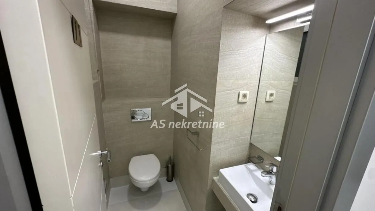Rent, apartment, 223m², Kalenić Pijaca, Vračar Sve Podlokacije