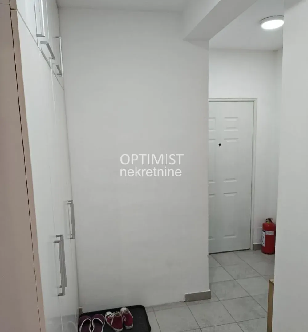 Rent, two bedroom apartment, 51m², Đeram Pijaca, Beograd