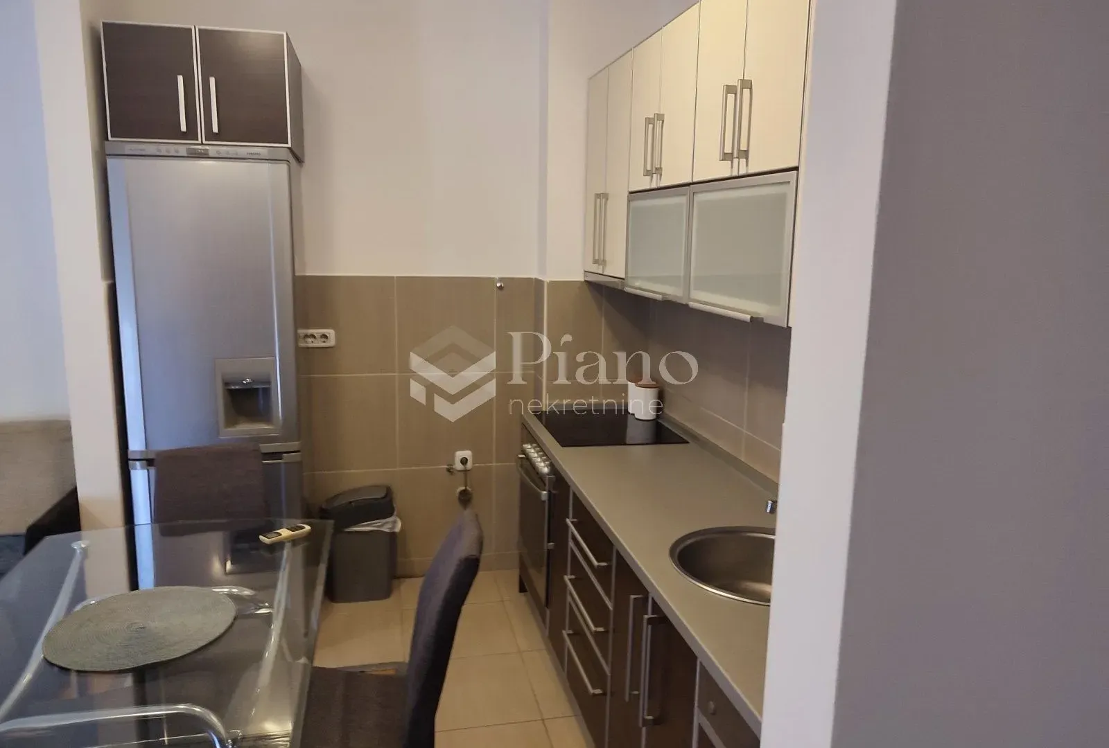 Rent, one bedroom apartment, 43m², Blok 9, Podgorica