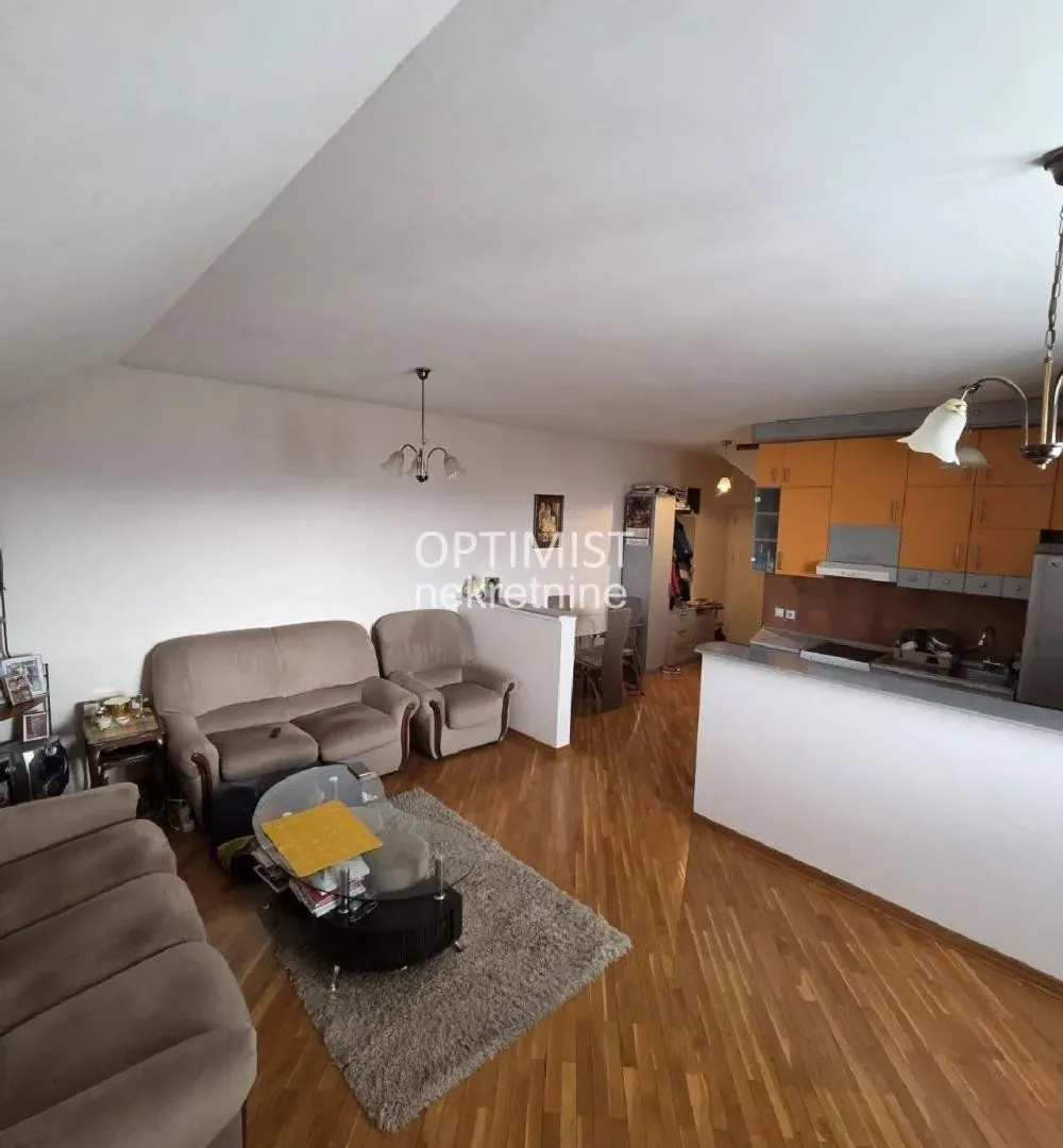 Prodaja, četvorosoban stan, 95m², Brace Jerković, Voždovac Sve Podlokacije